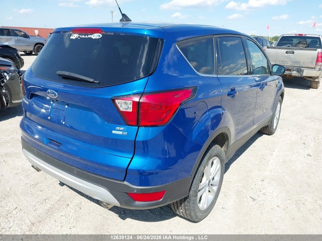 12639124 :رقم المزاد ، 1FMCU9GD6KUC15887 vin ، 2019 Ford Escape Se مزاد بيع