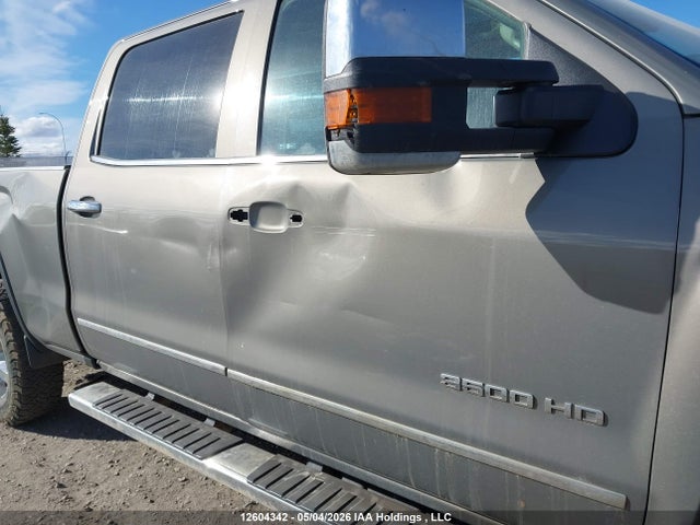 1GT42XEY0HF165610 GMC Sierra 3500hd Slt