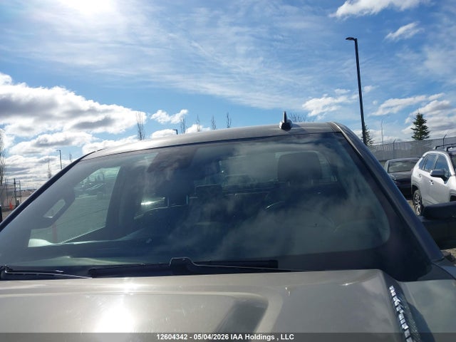 1GT42XEY0HF165610 GMC Sierra 3500hd Slt
