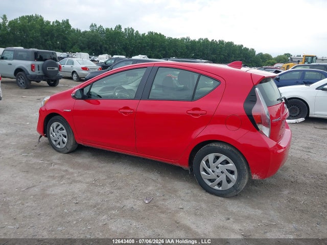 Toyota PRIUS C 2015 JTDKDTB33F1099194 Image 3