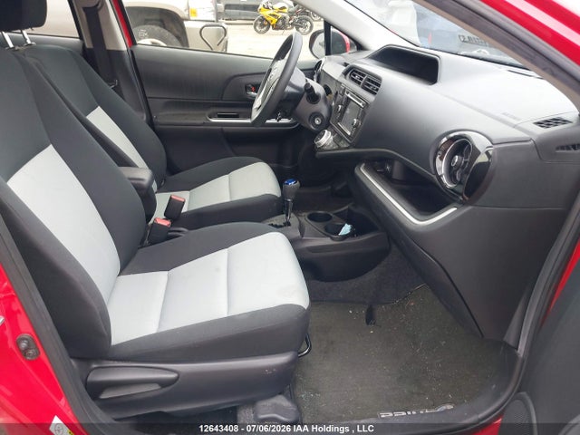 Toyota PRIUS C 2015 JTDKDTB33F1099194 Image 5