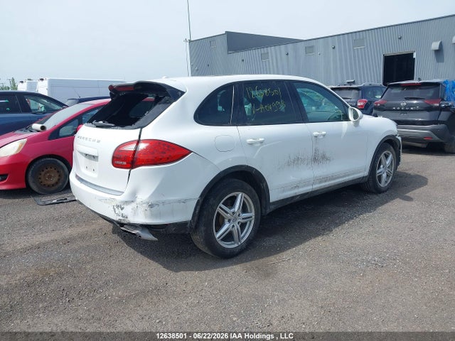 Porsche Cayenne Platinum Edition 2014 WP1AA2A28ELA04993 Image 4