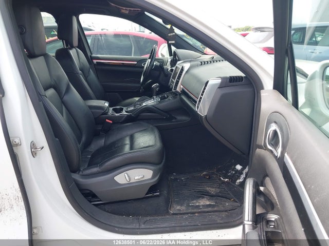 Porsche Cayenne Platinum Edition 2014 WP1AA2A28ELA04993 Image 5