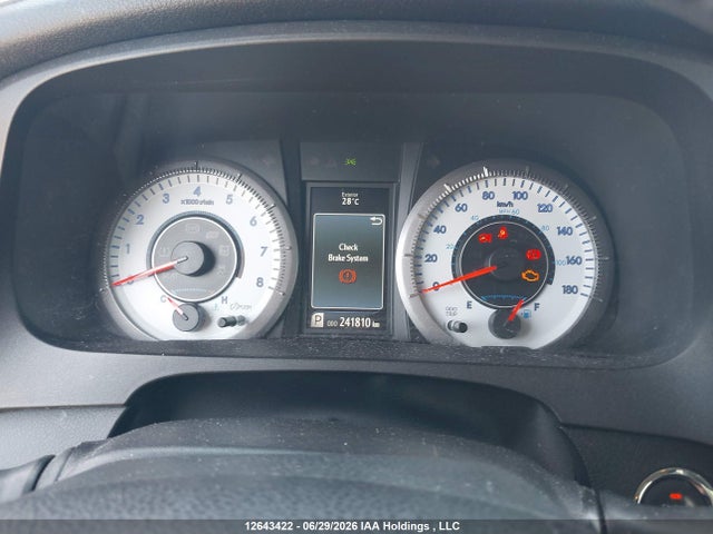 5TDXZ3DC2HS802827 Toyota Sienna Se 8 Passenger