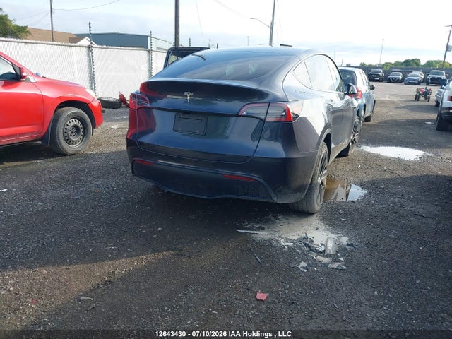 Продажа на аукционе авто 2024 Tesla Model Y Long Range/rwd, vin: LRWYGDFD7RC640439, номер лота: 12643430