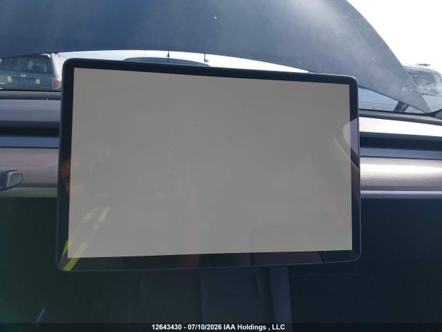 Продажа на аукционе авто 2024 Tesla Model Y Long Range/rwd, vin: LRWYGDFD7RC640439, номер лота: 12643430