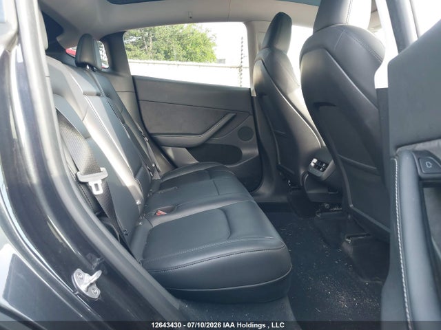 Продажа на аукционе авто 2024 Tesla Model Y Long Range/rwd, vin: LRWYGDFD7RC640439, номер лота: 12643430