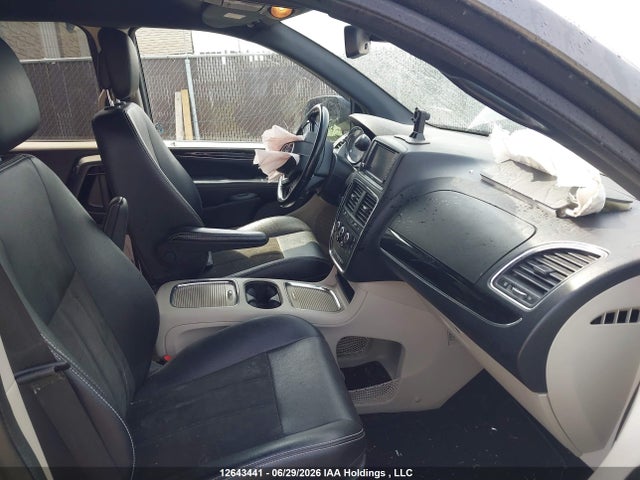 2C4RDGBG9KR727435 Dodge Grand Caravan Se
