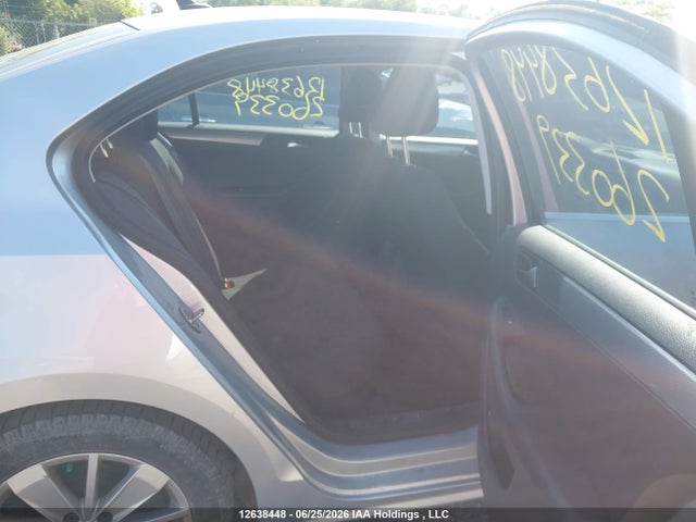 3VW267AJ5GM260339 Volkswagen Jetta 1.4 Tsi Trendline/1.4 Tsi Trendline+