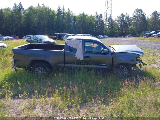 Продажа на аукционе авто 2018 Toyota Tacoma Sr5/trd Off Road, vin: 5TFSZ5AN7JX128542, номер лота: 12486051
