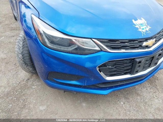 Aukcja sprzedaży 2018 Chevrolet Cruze Lt Auto, vin: 1G1BE5SM8J7115776, numer aukcji: 12629364