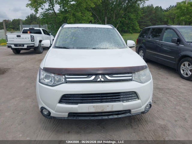 Mitsubishi OUTLANDER GT 2014 JA4JZ4AX7EZ601092 Image 11