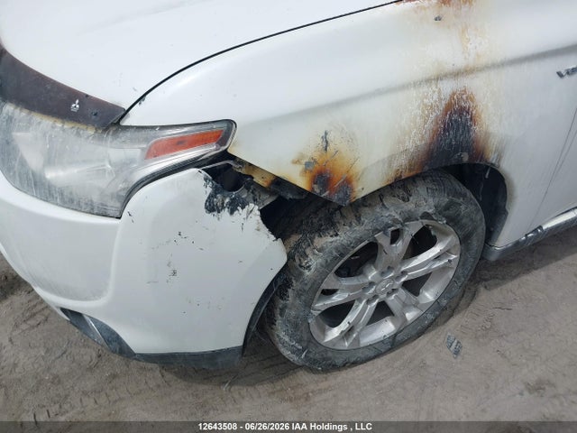 Mitsubishi OUTLANDER GT 2014 JA4JZ4AX7EZ601092 Image 6