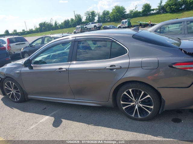 Toyota Camry 2018 4T1B21HK7JU505232 Image 13