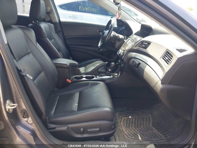 Acura ILX 2017 19UDE2F75HA800142 Image 5