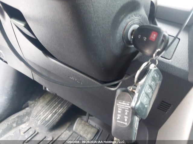 Toyota RAV4 LE 2018 2T3BFREV3JW699492 Image 11