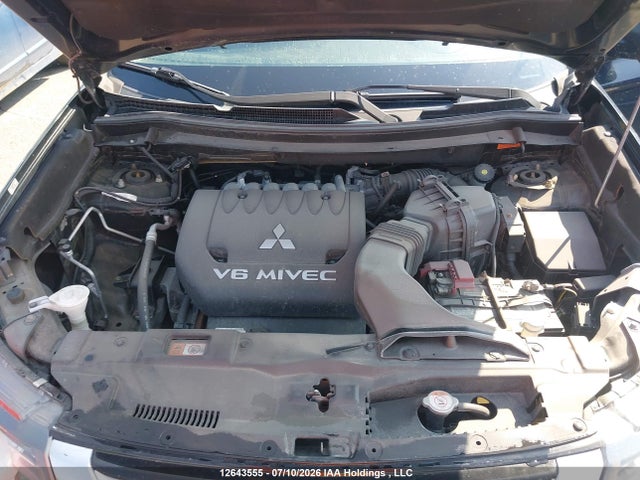 Mitsubishi Outlander 2018 JA4JZ4AXXJZ602828 Image 10