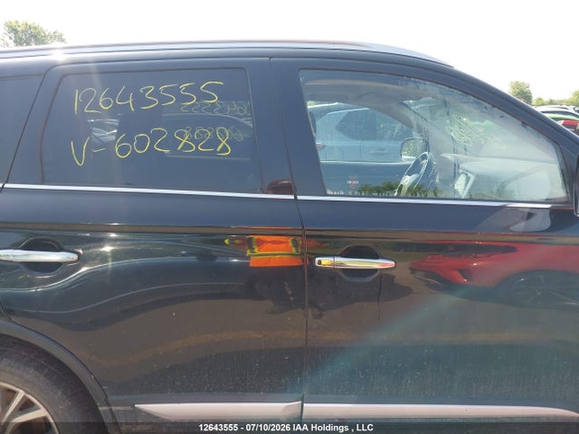 Mitsubishi Outlander 2018 JA4JZ4AXXJZ602828 Image 14