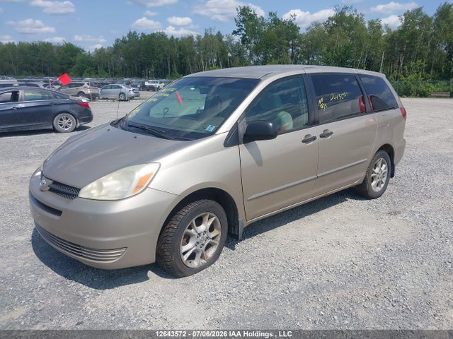 12643572 :رقم المزاد ، 5TDBA29C55S043901 vin ، 2005 Toyota Sienna Ce مزاد بيع