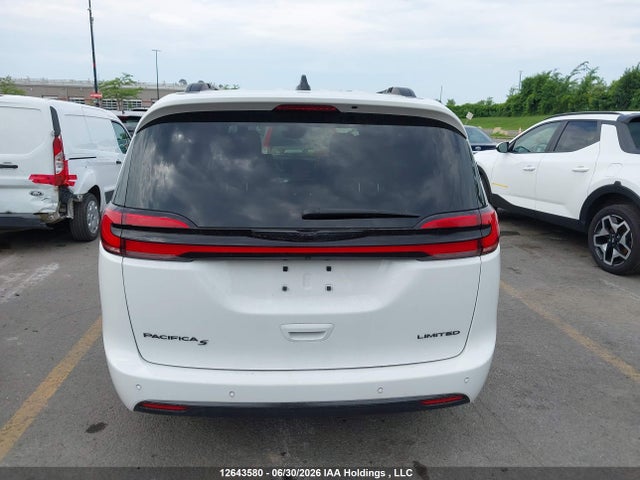 Chrysler Pacifica Limited 2025 2C4RC1GG1SR582187 Image 15
