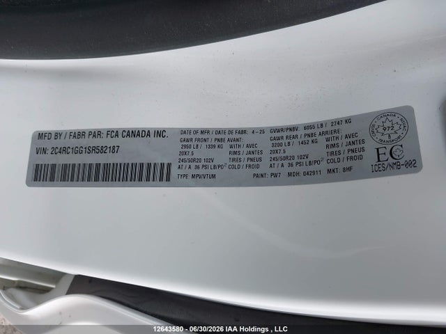 Chrysler Pacifica Limited 2025 2C4RC1GG1SR582187 Image 17