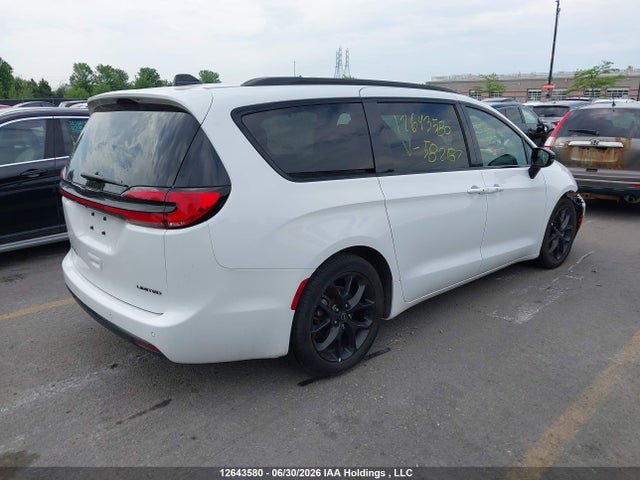 Chrysler Pacifica Limited 2025 2C4RC1GG1SR582187 Image 4