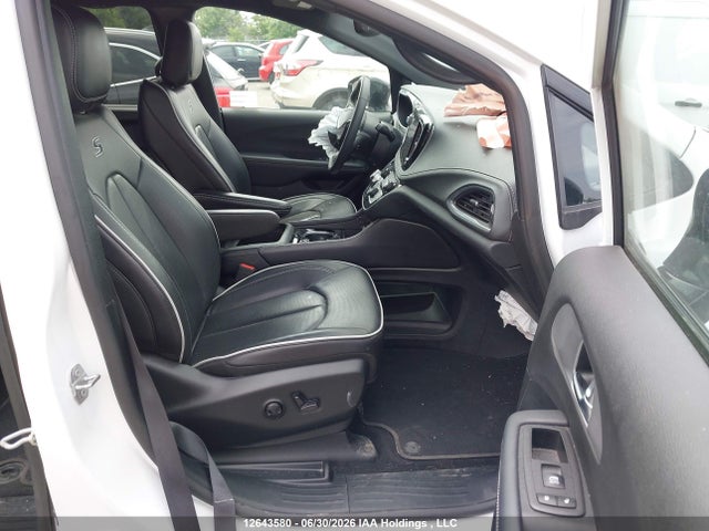 Chrysler Pacifica Limited 2025 2C4RC1GG1SR582187 Image 5