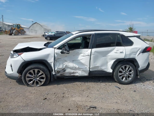 Toyota RAV4 2019 2T3R1RFV3KC046286 Image 13
