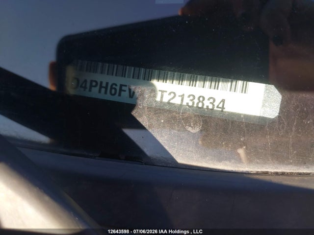 12643598 :رقم المزاد ، 3D4PH6FVXAT213834 vin ، 2010 Dodge Journey R/t مزاد بيع