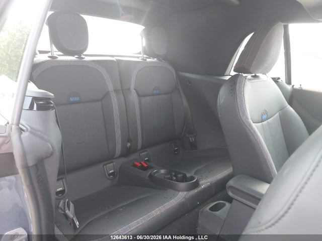 Продаж на аукціоні авто 2025 Mini Convertible Cooper C, vin: WMW13GX04S2X31660, номер лоту: 12643613