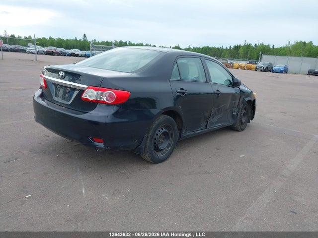 12643632 :رقم المزاد ، 2T1BU4EE0DC974582 vin ، 2013 Toyota Corolla S/le مزاد بيع