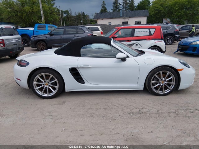 WP0CA2A82JS211006 Porsche 718 Boxster