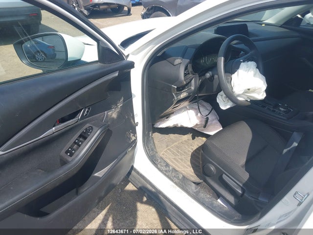 2024 Mazda Cx-30 Gx მანქანა იყიდება აუქციონზე, vin: 3MVDMBBM4RM626256, აუქციონის ნომერი: 12643671