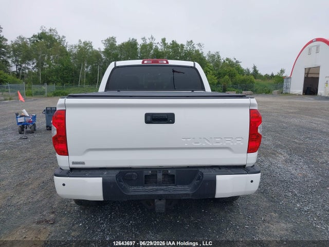 12643697 :رقم المزاد ، 5TFDY5F13MX005875 vin ، 2021 Toyota Tundra Sr5 مزاد بيع