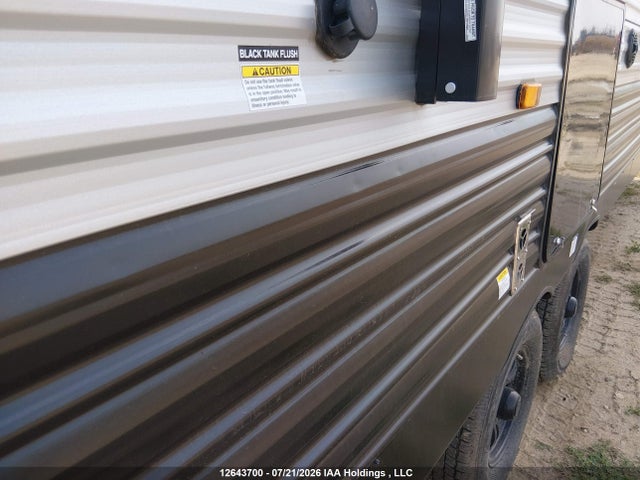Продаж на аукціоні авто 2022 Forest River Cherokee, vin: 4X4TCKC29NX158391, номер лоту: 12643700