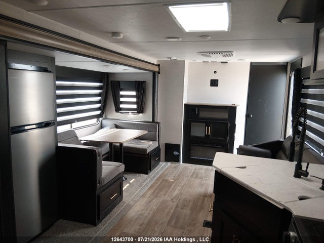 Продаж на аукціоні авто 2022 Forest River Cherokee, vin: 4X4TCKC29NX158391, номер лоту: 12643700
