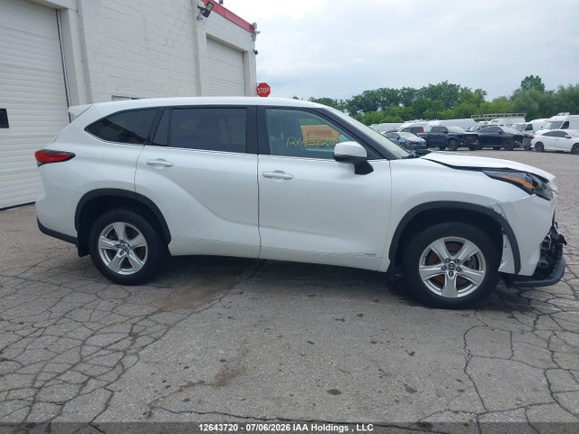 5TDBBRCH2NS560194 Toyota Highlander Hybrid Le