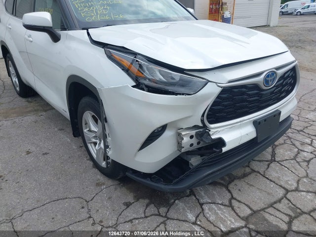 5TDBBRCH2NS560194 Toyota Highlander Hybrid Le