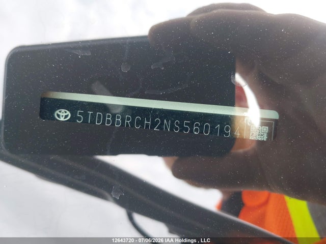 5TDBBRCH2NS560194 Toyota Highlander Hybrid Le