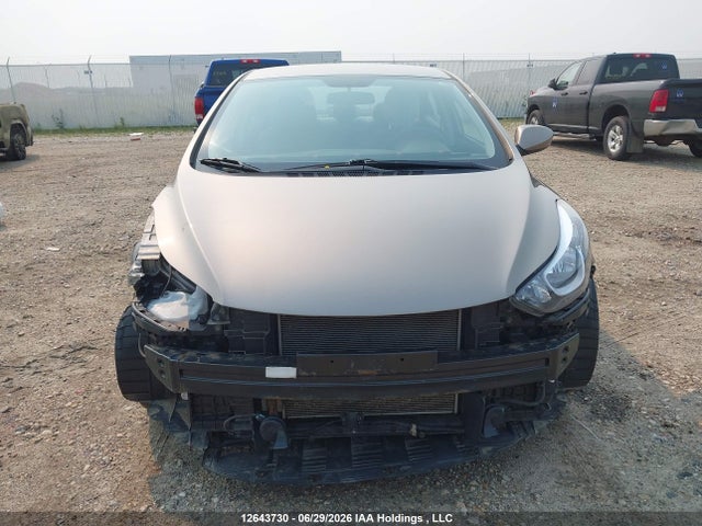 12643730 :رقم المزاد ، 5NPDH4AE1FH581032 vin ، 2015 Hyundai Elantra Se/sport/limited مزاد بيع