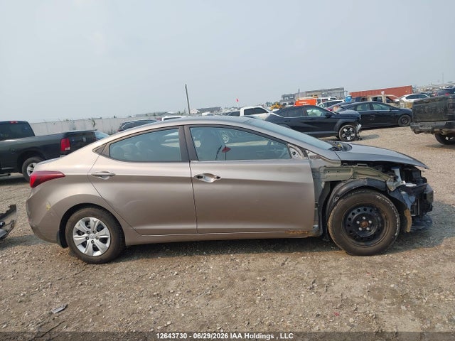 12643730 :رقم المزاد ، 5NPDH4AE1FH581032 vin ، 2015 Hyundai Elantra Se/sport/limited مزاد بيع