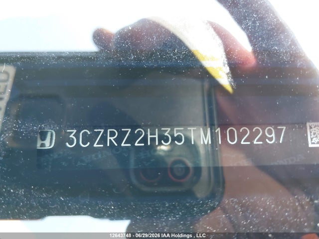 3CZRZ2H35TM102297 Honda Hr-v Lx Awd
