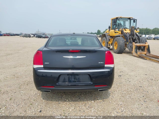 Chrysler 300 Limited 2017 2C3CCARG4HH513029 Image 15