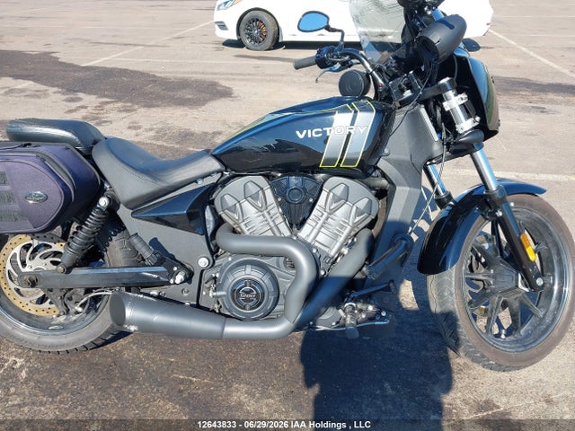 Victory Motorcycles Octane 2017 5VPFTB007H3003504 Image 8