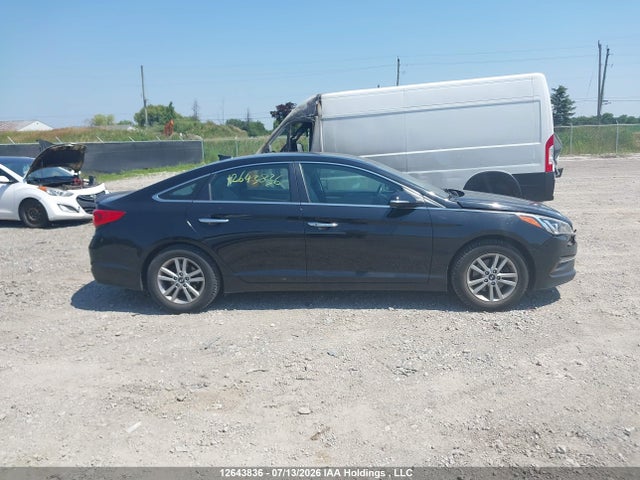 Hyundai SONATA SE 2015 5NPE24AF6FH225173 Image 13