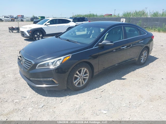Hyundai SONATA SE 2015 5NPE24AF6FH225173 Image 2