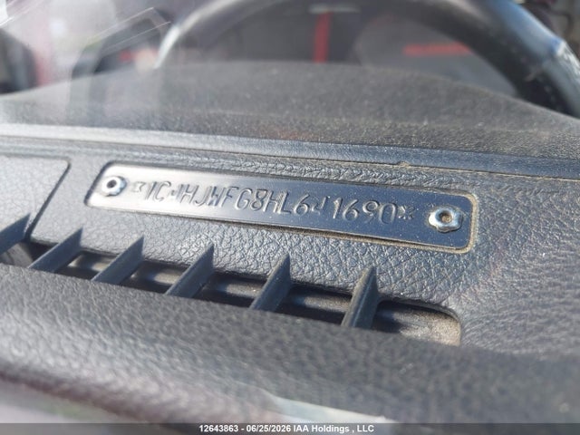 12643863 :رقم المزاد ، 1C4HJWFG8HL641690 vin ، 2017 Jeep Wrangler Unlimited Rubicon مزاد بيع