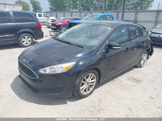 1FADP3K2XJL213640 Ford FOCUS SE