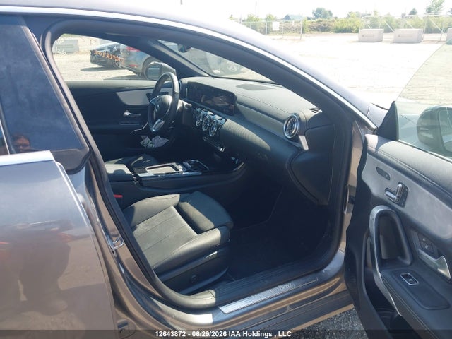 W1K5J4HB3TN592832 Mercedes-Benz CLA 250 4MATIC