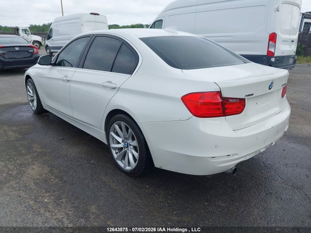 BMW 320 I Xdrive 2014 WBA3C3G59ENS72495 Image 3